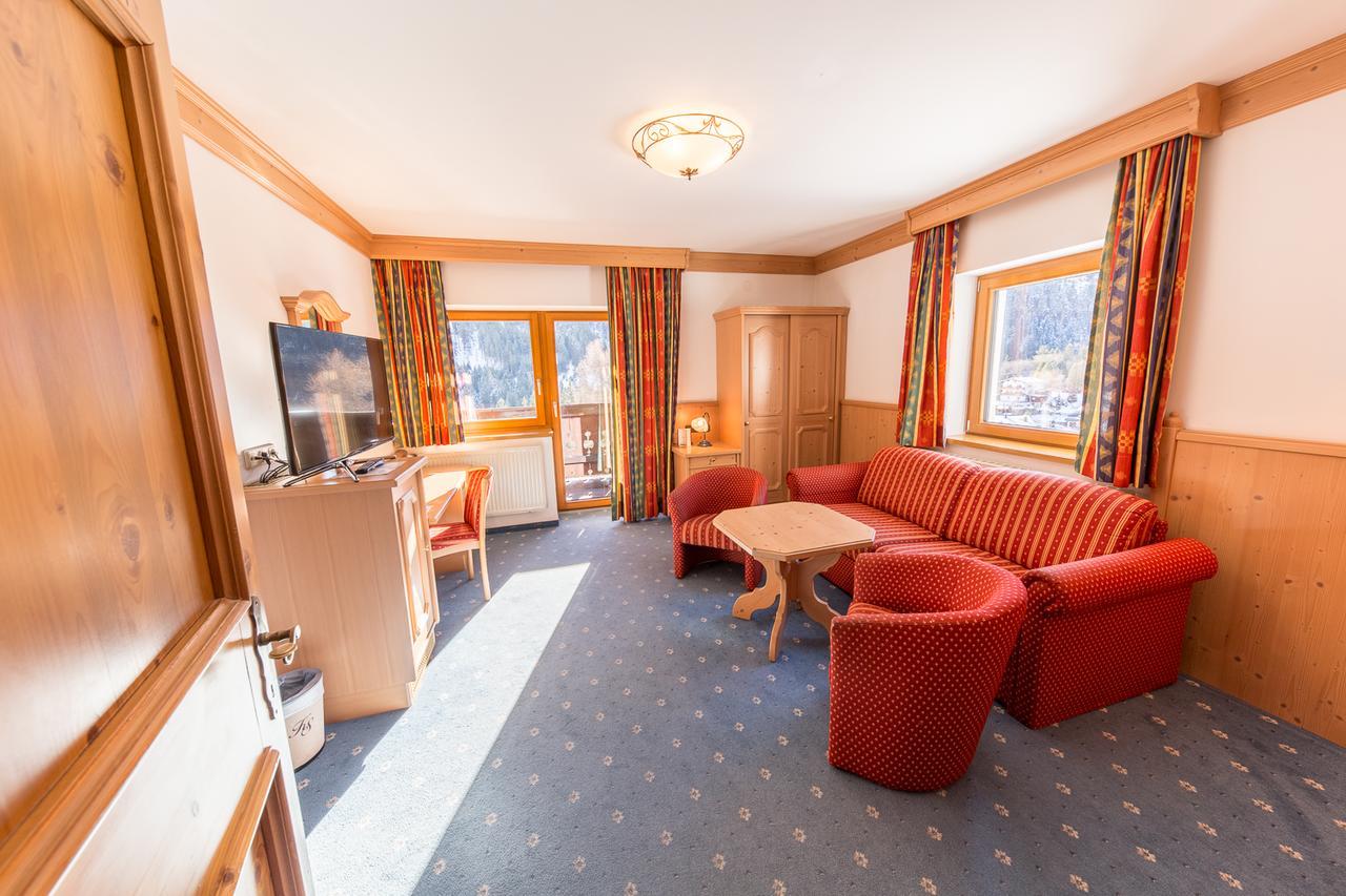 Hotel Karl Schranz サンクト・アントン・アム・アールベルク エクステリア 写真