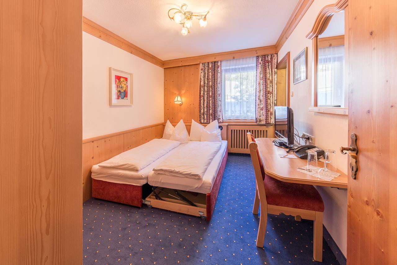 Hotel Karl Schranz サンクト・アントン・アム・アールベルク エクステリア 写真